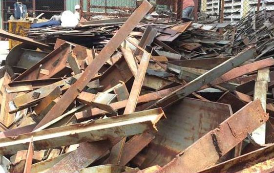 Thu mua sắt thép phế liệu